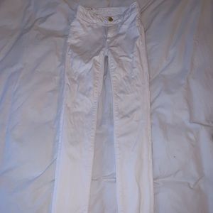 White AEO jeans
